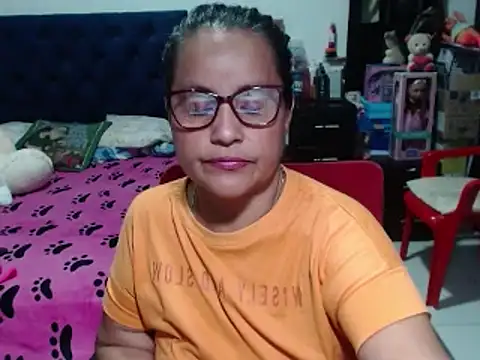 pervert mommy  online show from 02/15/25, 10:22