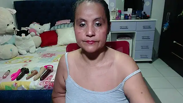 pervert mommy  online show from 11/05/25, 10:37