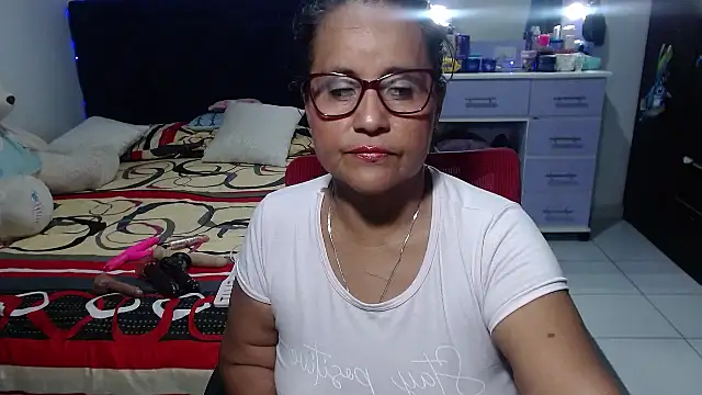 pervert mommy  online show from 05/04/26, 10:33