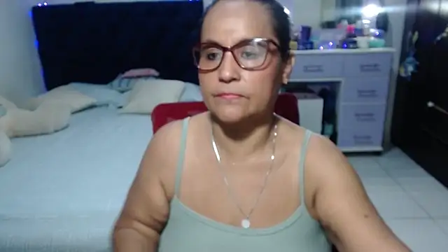pervert mommy  online show from 05/11/26, 10:32