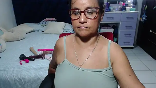 pervert mommy  online show from 05/11/26, 02:45