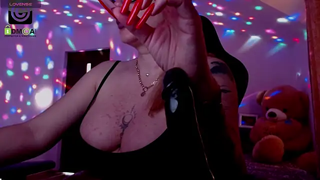 SonyaDevon online show from 02/21/25, 07:45