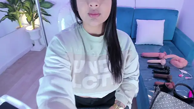 Snapshot of Pamela_roberts chatting on 01/13/25, 11:52 Pamela roberts online show from 01/13/25, 11:52