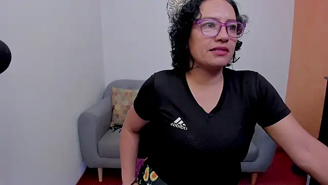 scarlet wet online show from 07/17/26, 11:09