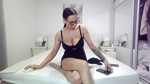 alisonya1 online show from 02/10/26, 05:44