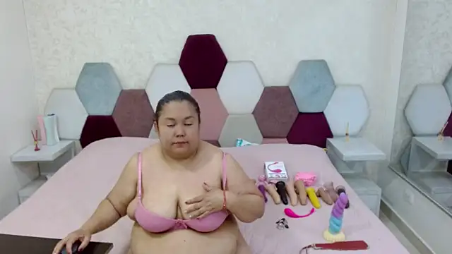 angel blue online show from 01/18/26, 04:44