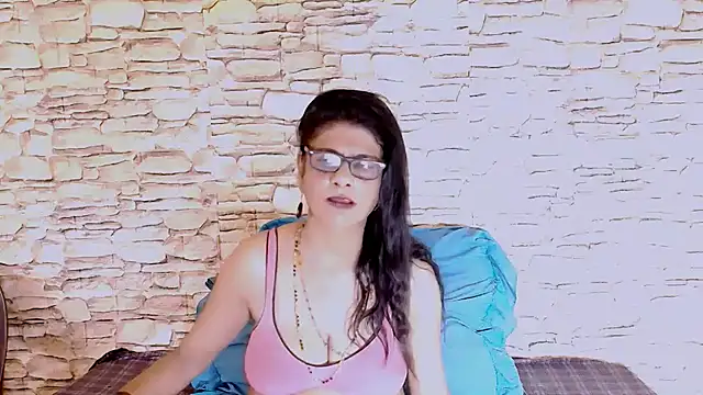 IndianAllure online show from 02/17/25, 06:20