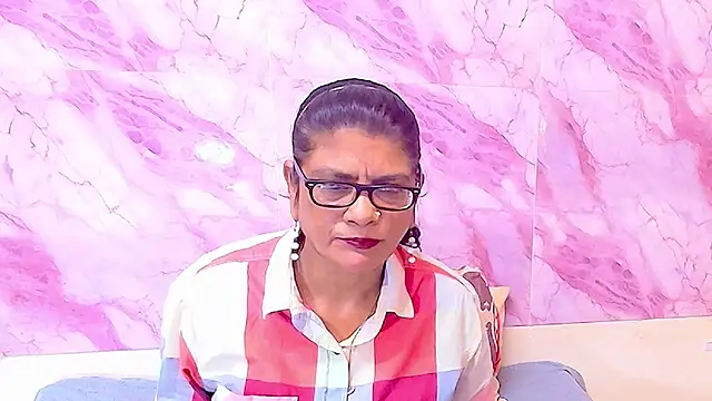 IndianAllure online show from 11/06/25, 05:19