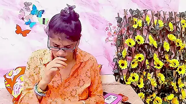 IndianAllure online show from 12/02/25, 05:35