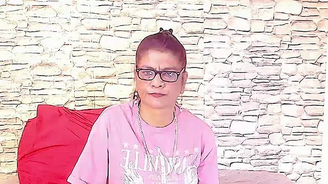 IndianAllure online show from 01/12/26, 05:45