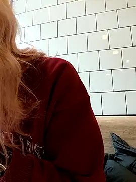 Frost foxy online show from 10/12/25, 02:21