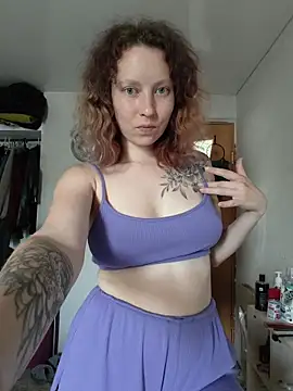 Frost foxy online show from 07/07/26, 07:34