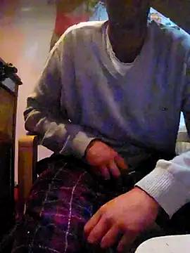 Snapshot of tedddy123 chatting on 09/12/25, 09:04 tedddy123 online show from 09/12/25, 09:04