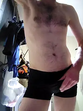 Snapshot of tedddy123 chatting on 12/05/25, 05:49 tedddy123 online show from 12/05/25, 05:49