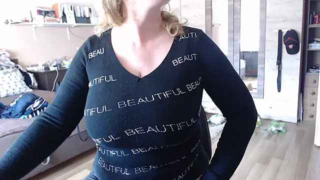 Elza01 online show from 04/08/26, 01:11