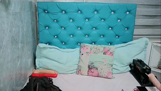 MAARYMOON online show from 02/21/25, 11:11