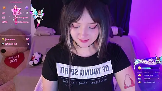 KuroChan420 online show from 02/28/25, 01:47