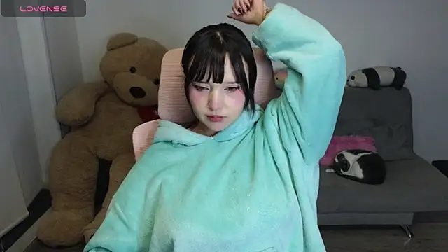 Snapshot of KuroChan420 chatting on 07/02/26, 02:33 KuroChan420 online show from 07/02/26, 02:33
