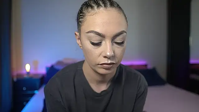 TiffanyPierce online show from 02/03/26, 09:09