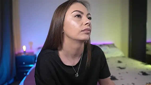 TiffanyPierce online show from 02/08/26, 09:07