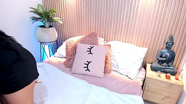 Snapshot of AMELIE_xx chatting on 01/24/25, 01:36 AMELIE xx online show from 01/24/25, 01:36