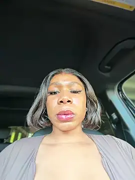 Belle    online show from 04/12/26, 02:33