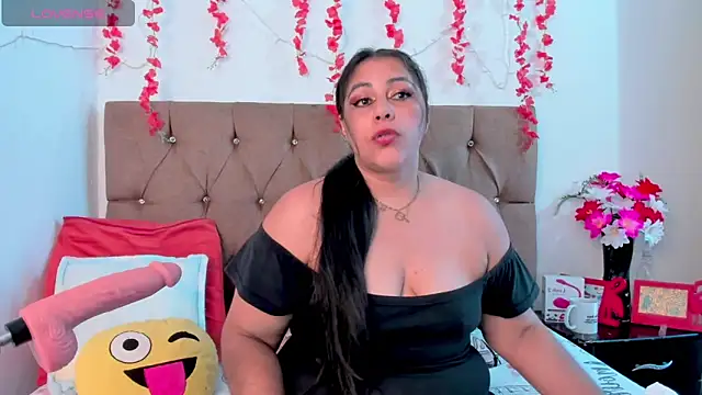 Snapshot of SexxyPamela chatting on 02/07/25, 07:49 SexxyPamela online show from 02/07/25, 07:49