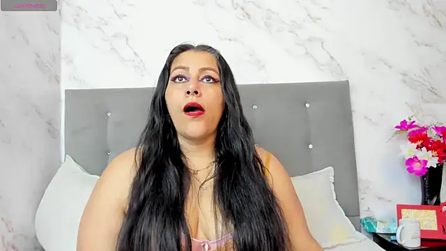 Snapshot of SexxyPamela chatting on 11/24/25, 07:13 SexxyPamela online show from 11/24/25, 07:13