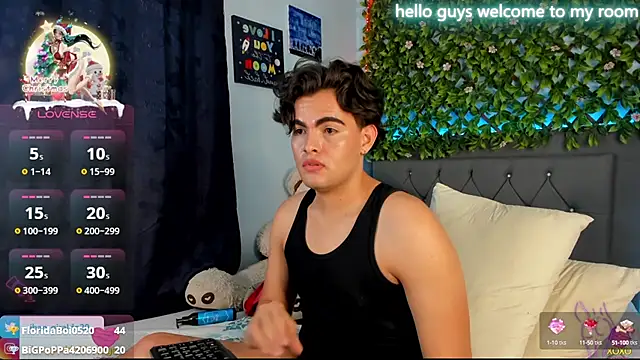 Snapshot of kamii_22 chatting on 12/27/24, 11:50 kamii 22 online show from 12/27/24, 11:50