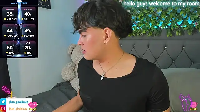 Snapshot of kamii_22 chatting on 01/20/25, 06:21 kamii 22 online show from 01/20/25, 06:21