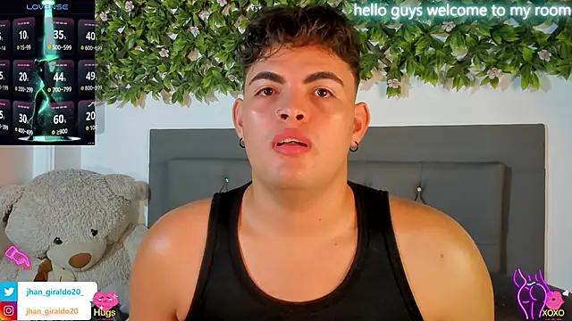 Snapshot of kamii_22 chatting on 10/24/25, 03:19 kamii 22 online show from 10/24/25, 03:19