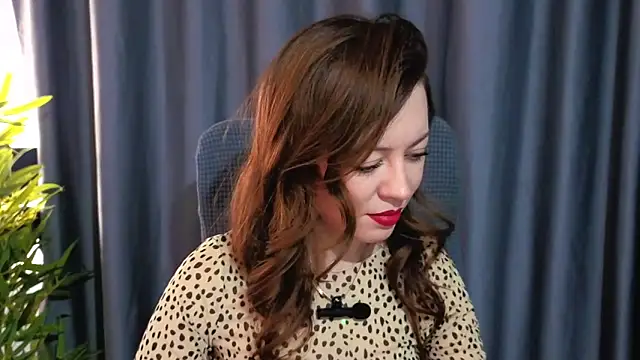 Snapshot of GirlfriendNina chatting on 02/05/26, 06:51 GirlfriendNina online show from 02/05/26, 06:51