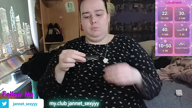 Snapshot of JannetPie chatting on 07/19/26, 05:22 JannetPie online show from 07/19/26, 05:22