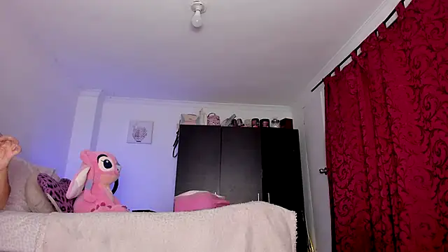 AlondraDiossa03 online show from 01/26/25, 06:27