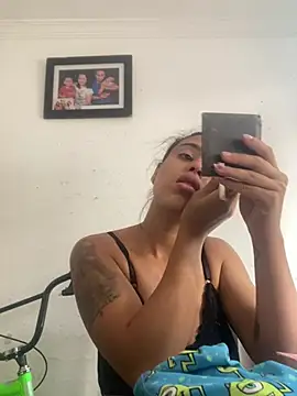 AlondraDiossa03 online show from 02/14/25, 05:57