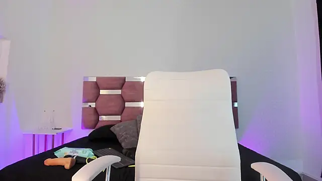 AlondraDiossa03 online show from 03/08/25, 10:45