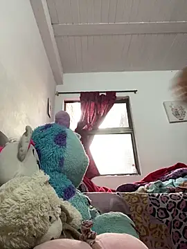 Snapshot of AlondraDiossa03 chatting on 02/07/26, 03:16 AlondraDiossa03 online show from 02/07/26, 03:16