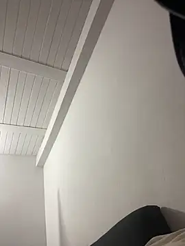 Snapshot of AlondraDiossa03 chatting on 02/14/26, 08:27 AlondraDiossa03 online show from 02/14/26, 08:27