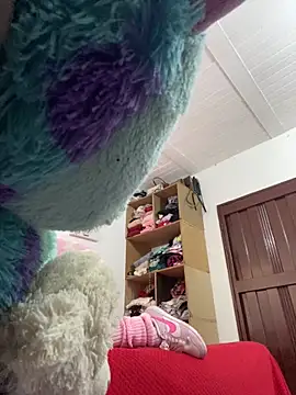 Snapshot of AlondraDiossa03 chatting on 02/19/26, 04:47 AlondraDiossa03 online show from 02/19/26, 04:47