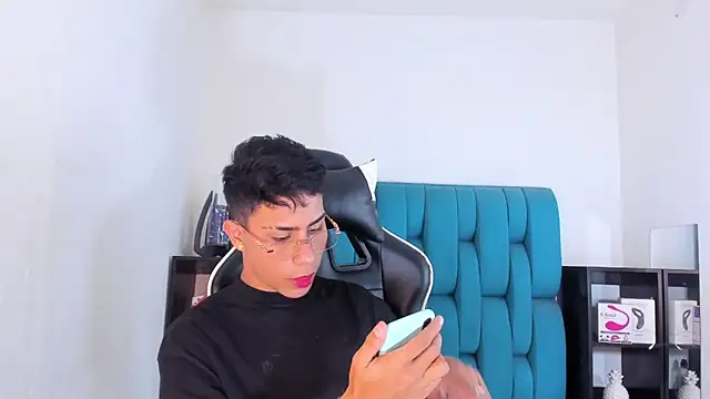 AlanNaughty online show from 02/19/25, 10:09