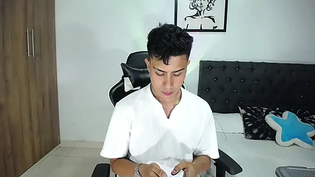 AlanNaughty online show from 10/29/25, 03:20