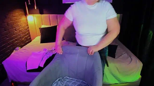 Shannonshine online show from 03/28/26, 05:18