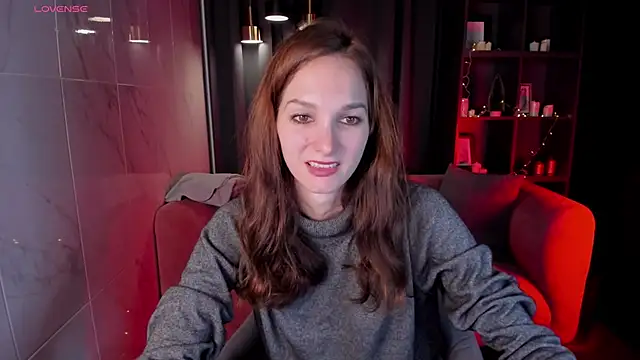 Snapshot of MirandaGlow chatting on 12/26/24, 05:47 MirandaGlow online show from 12/26/24, 05:47