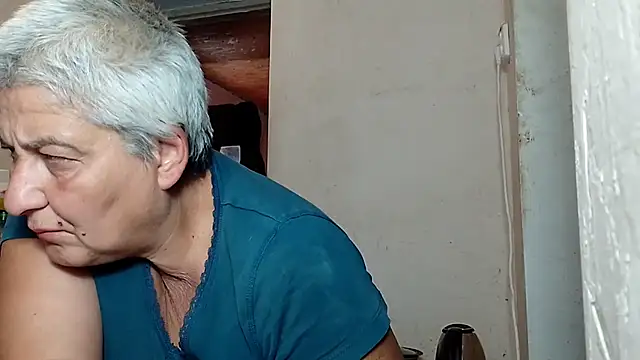 ExquisiteMature online show from 09/20/25, 11:00