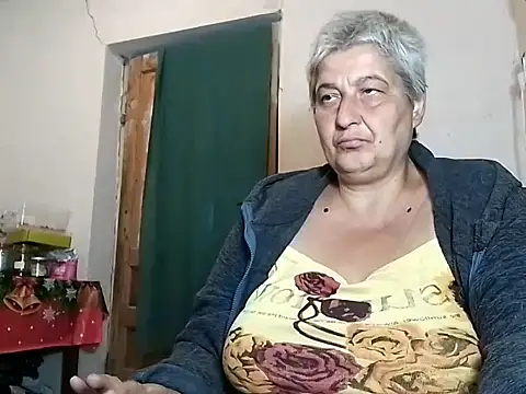 ExquisiteMature online show from 09/28/25, 12:54