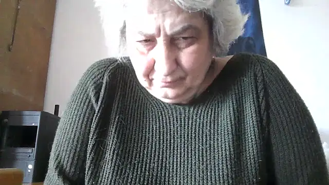 ExquisiteMature online show from 04/15/26, 07:37