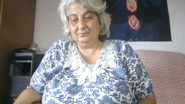 Snapshot of ExquisiteMature chatting on 07/17/26, 11:28 ExquisiteMature online show from 07/17/26, 11:28