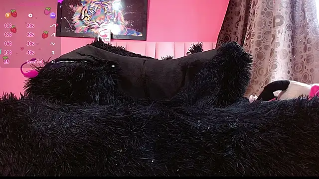 Snapshot of sofia_gold_ chatting on 03/15/25, 08:10 sofia gold online show from 03/15/25, 08:10