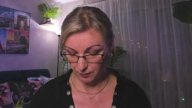 vanessa chat online show from 01/22/25, 05:28