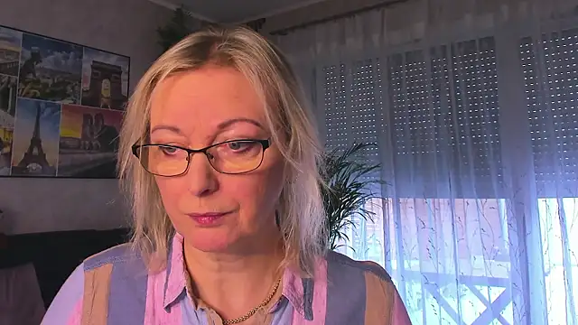 vanessa chat online show from 01/13/26, 02:11